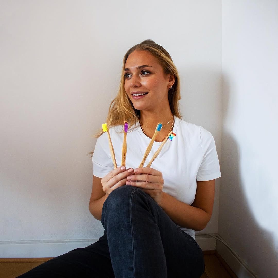 Escova de dentes de bambu adulto suave - The Humble Co.