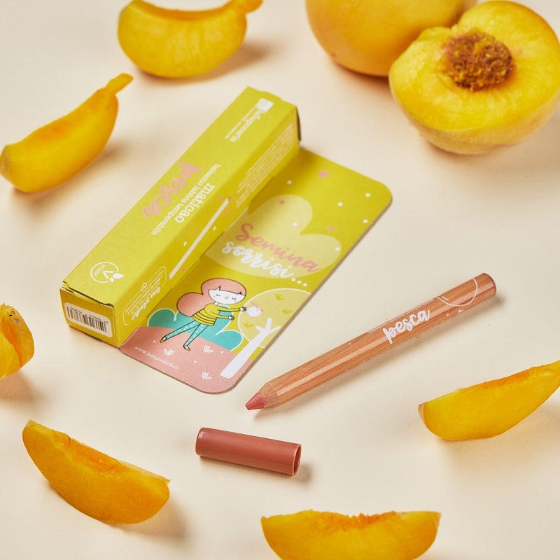 Maticao Pêssego Batom cieiro em lápis ambiente La Saponaria