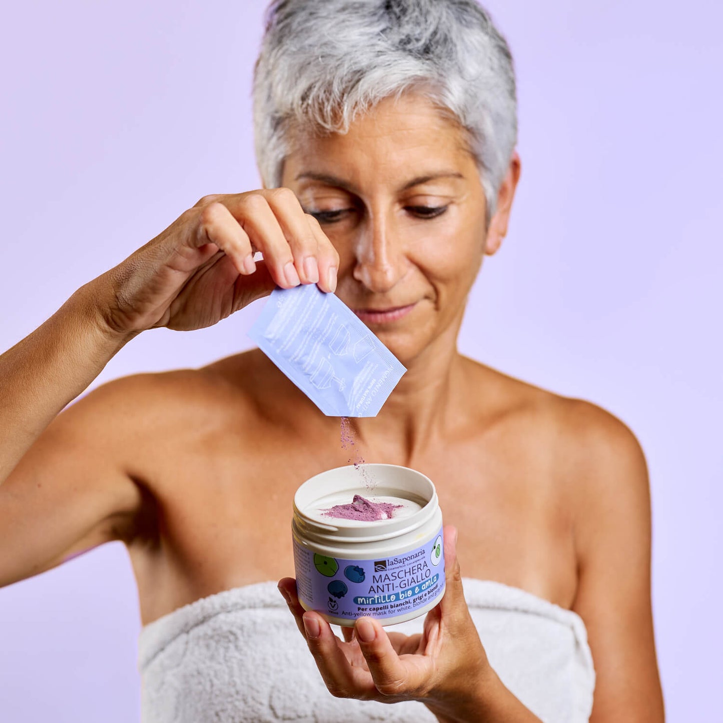 Anti-yellow mask for white, gray and blond hair - blueberry and amla