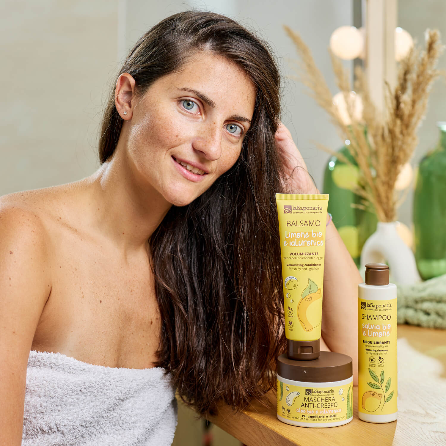 Linha cabelos oleosos biológico da La Saponaria