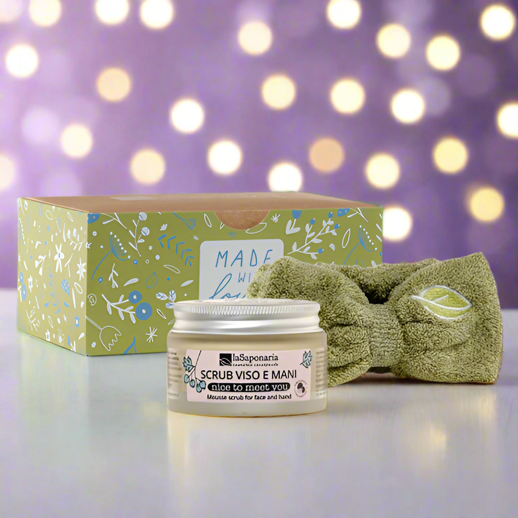 Gift box with head band and exfoliating scrub La Saponaria